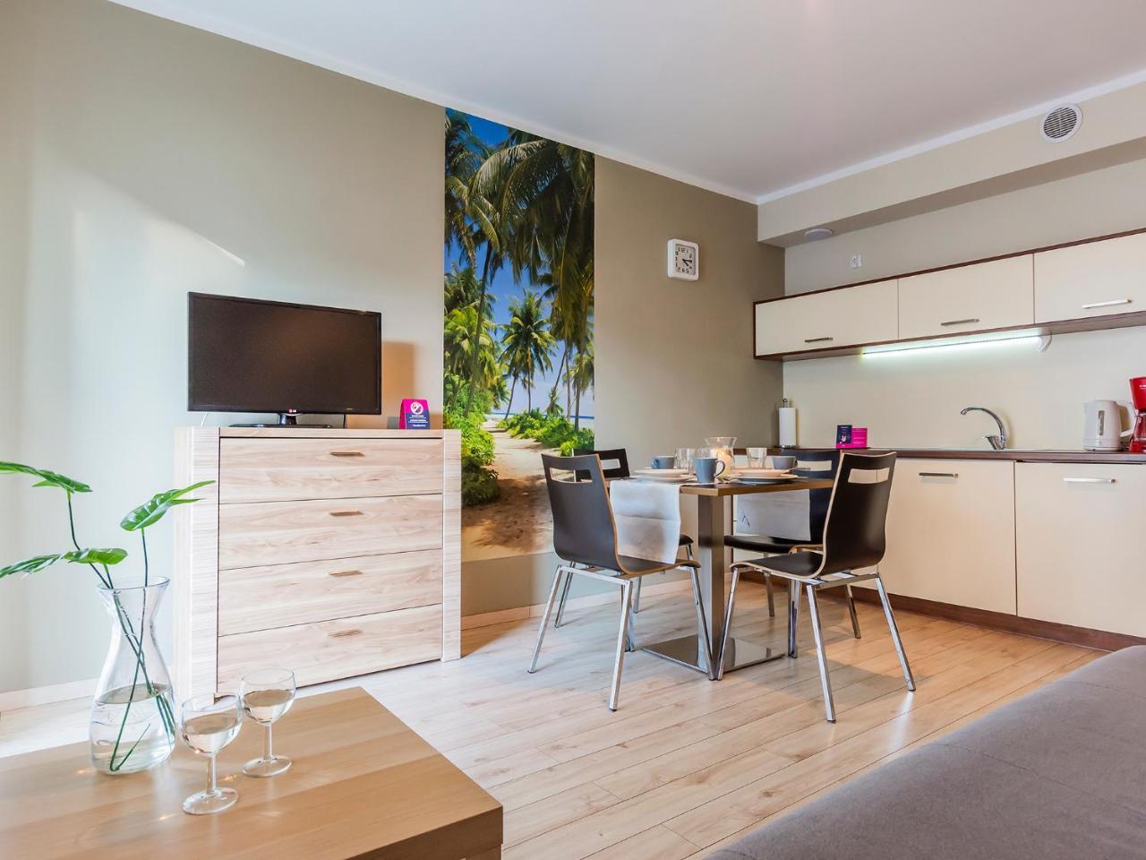 Vacationclub - Pegaz Apartament 15 シフィノウイシチェ エクステリア 写真
